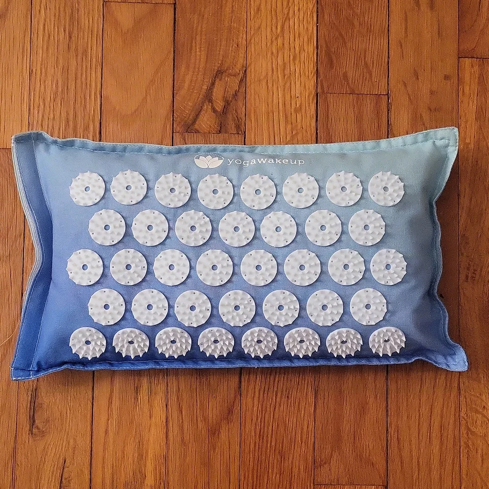 Acupuncture Pillow - Picture 2 of 3